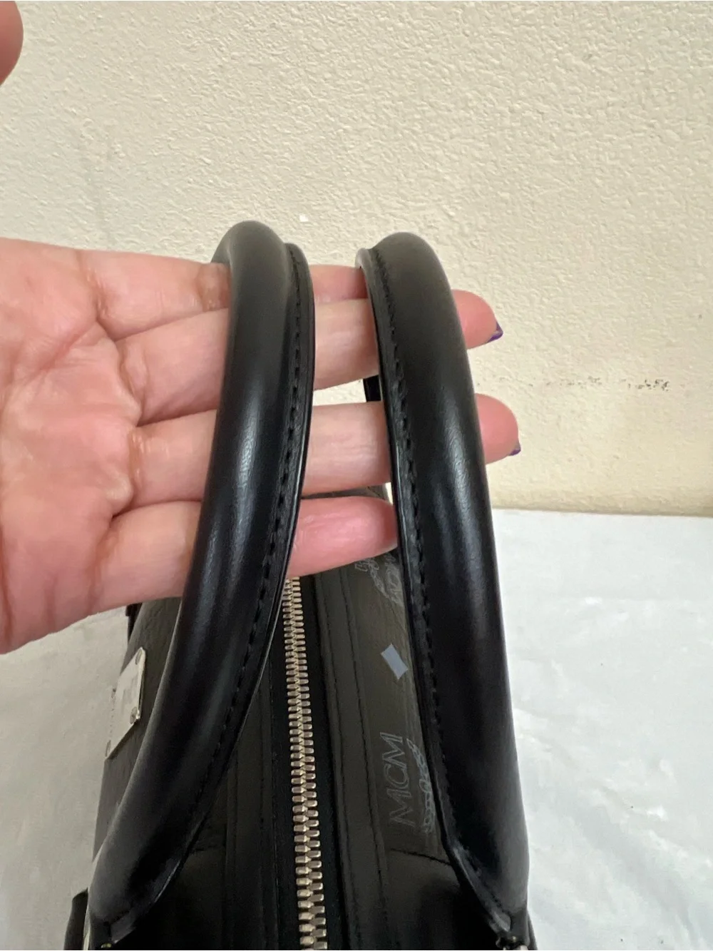 AUTH MCM BOSTON 20
